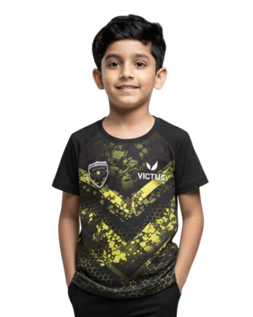 Front View of Boy's wearing a black and yellow sports t-shirt  with a visible brand logo  on a white background age 8 to 16 

