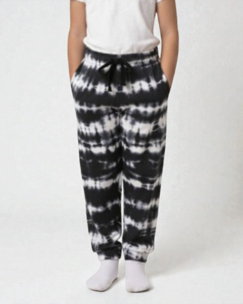 Girl front view wearing pure cotton black and white tie-dye pyjama kids sleepwear FNS India.